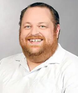 Christopher Randles headshot