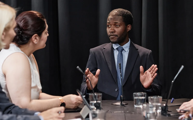 Public administrators in a meeting
