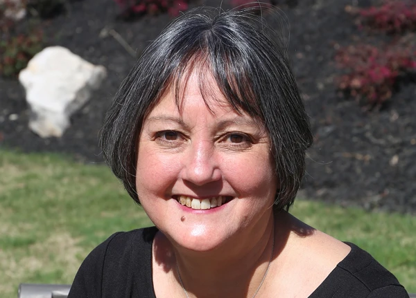 Terri Pigott headshot